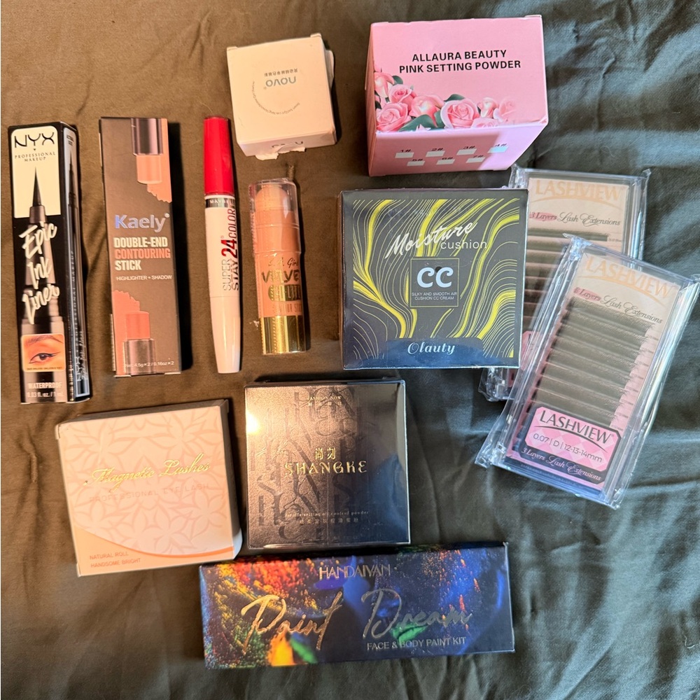 Makeup Beauty Lot